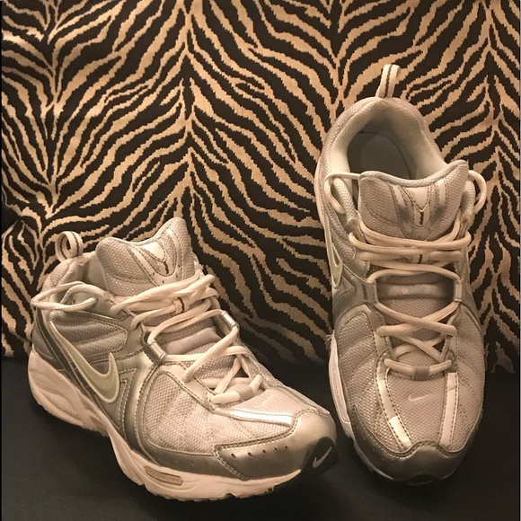 Nike Shoes Nike Rolling Rail Silverstone Walking Shoes Poshmark